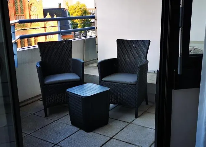 1 Person - Single - Appartement -Zentral Gelegen In Leverkusen Wiesdorf - Friedrich Ebert Platz 5A , 4Te Etage Mit Balkon
