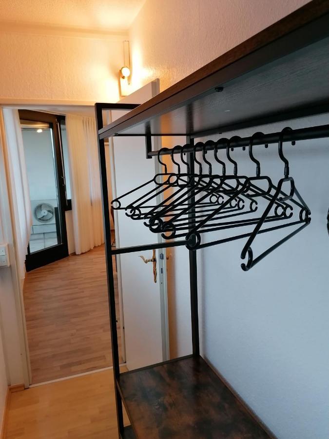 Zentral Leverkusen: Single With Balcony