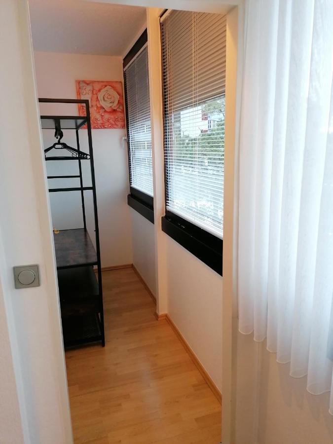 Zentral Leverkusen: Single With Balcony