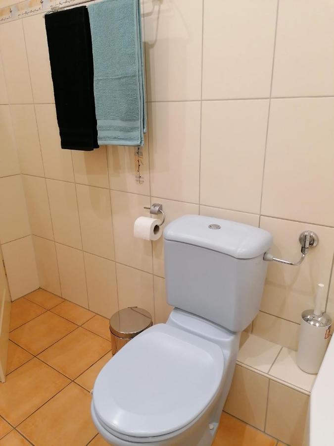 Apartment Zentral Leverkusen: Single With Balcony Leverkusen