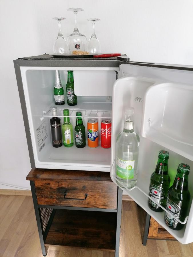 Zentral Leverkusen: Single With Balcony * Leverkusen